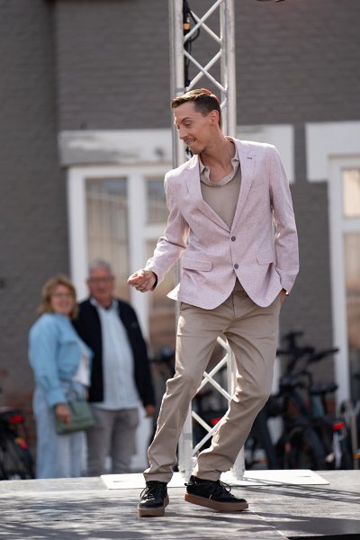 Modeshow 126_.jpg